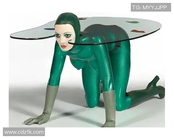 琼斯的冒险旅程：探索未知世界的奇幻故事与成长经历