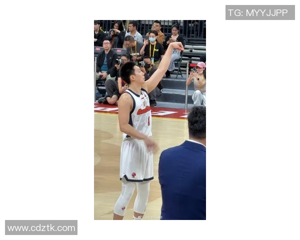 胡明轩的篮球之路：从青涩少年到国家队核心的成长历程与成就